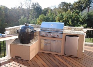 outdoor kitchen design by Paccione & Sons