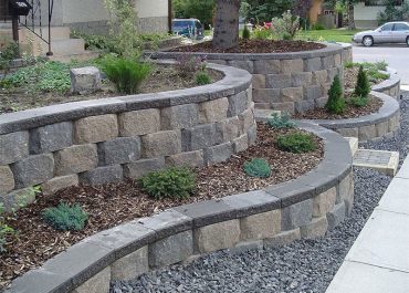 Retaining wall design by Paccione & Sons